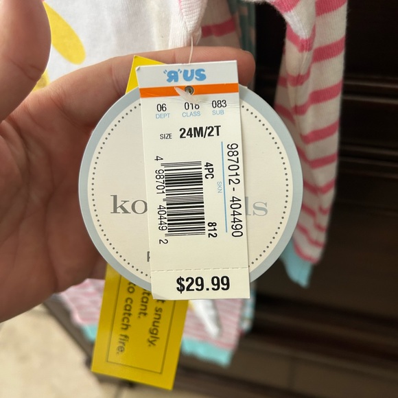 2T two pair of pajama set NWT - Picture 3 of 3